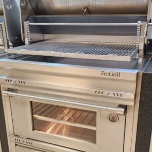 Asador de ataúd a medida en acero inoxidable fabricado por PROGRILL, con charola de carbón, termómetro y acabados premium